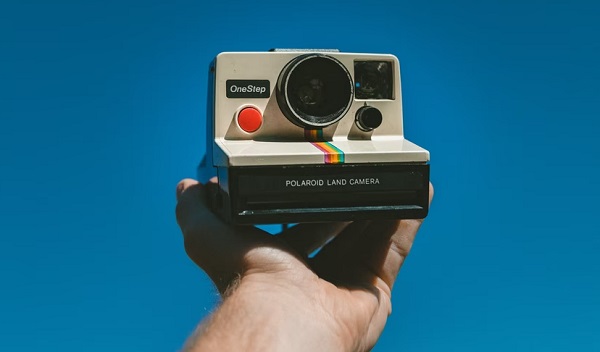 kamera untuk usaha foto polaroid
